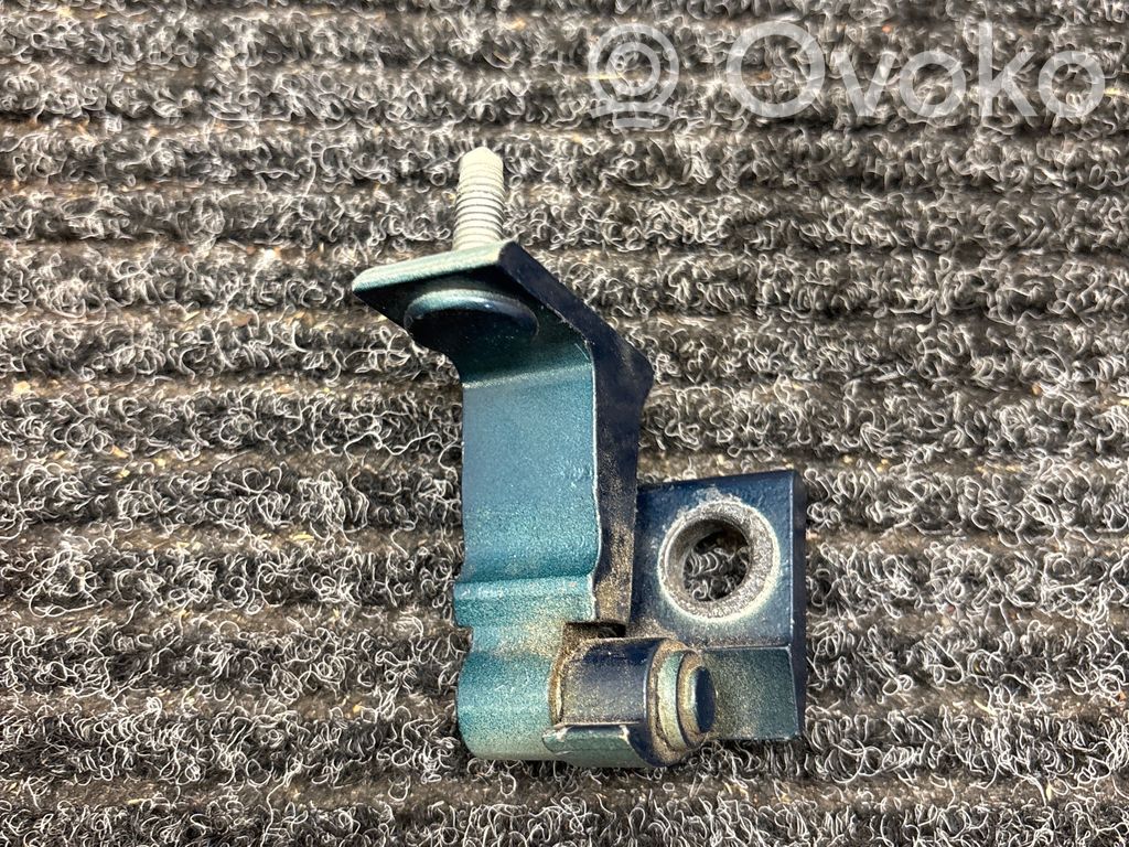 Front door upper hinge   80A831403B