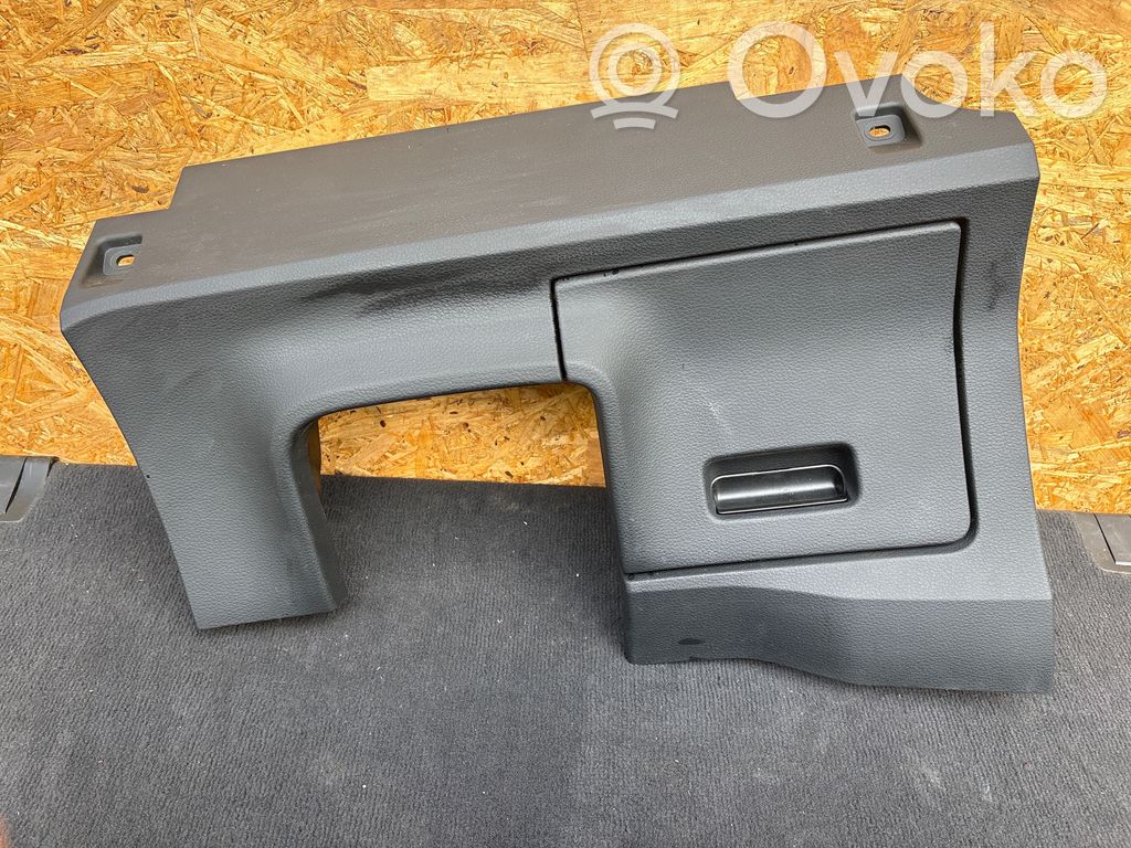 Panelės apdailos skydas (apatinis)   4KL863075,0483363