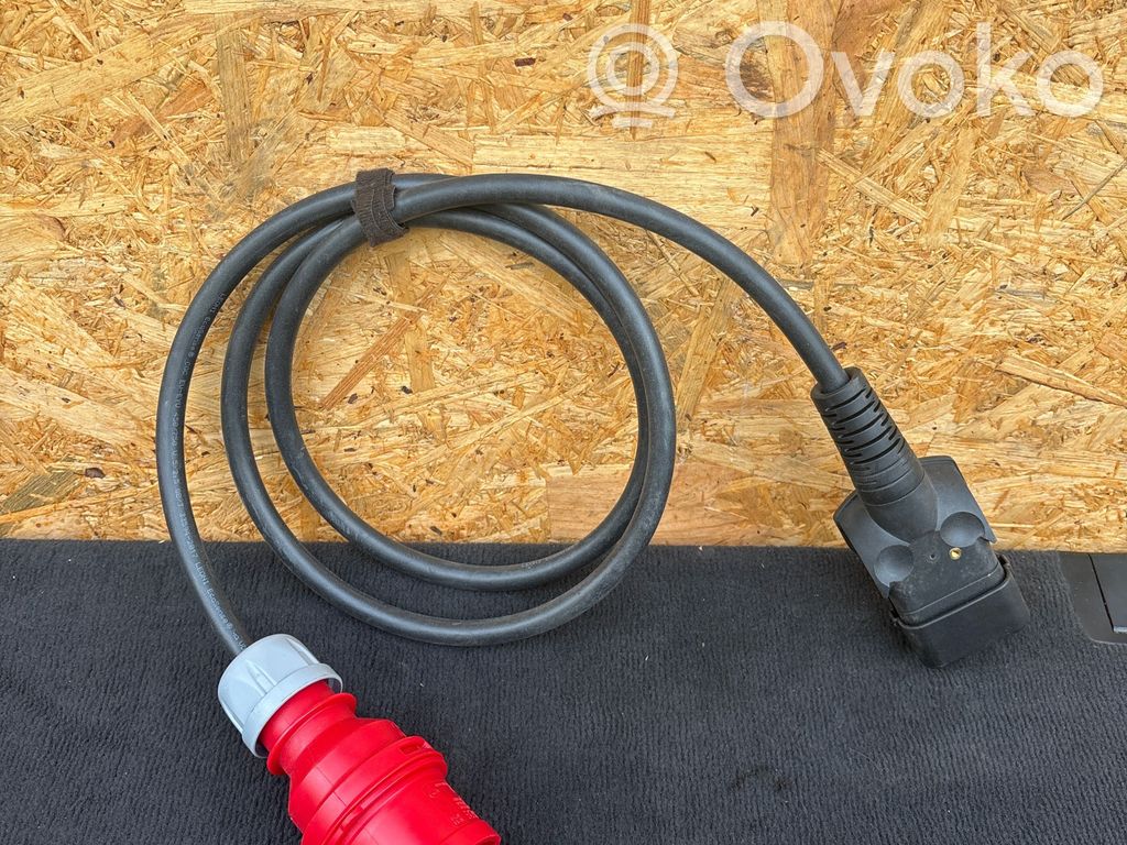 Audi e-tron Kabel do ładowania samochodu elektrycznego 