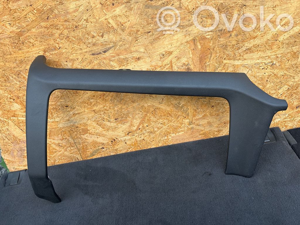 Porsche Macan (95B) Panel trim 