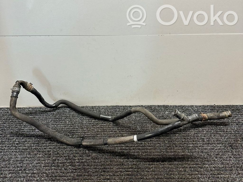 Audi e-tron Engine coolant pipe/hose 