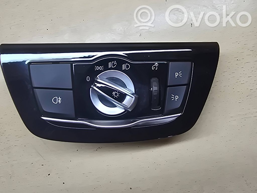 BMW M5 G90 Przełącznik świateł 