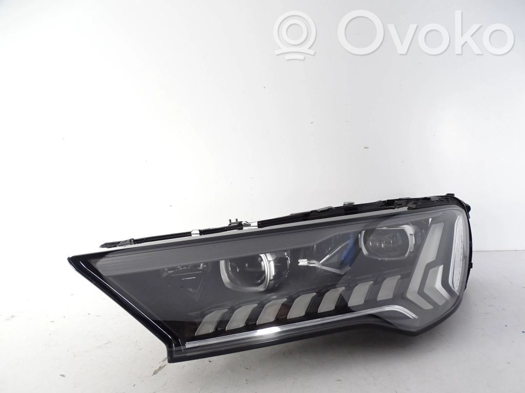 Audi Q7 4M Headlight/headlamp 