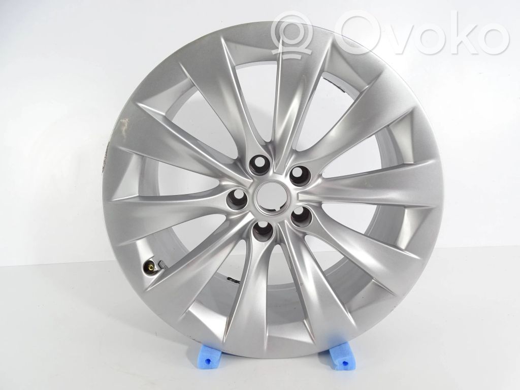 Tesla Model X Original wheel cap 