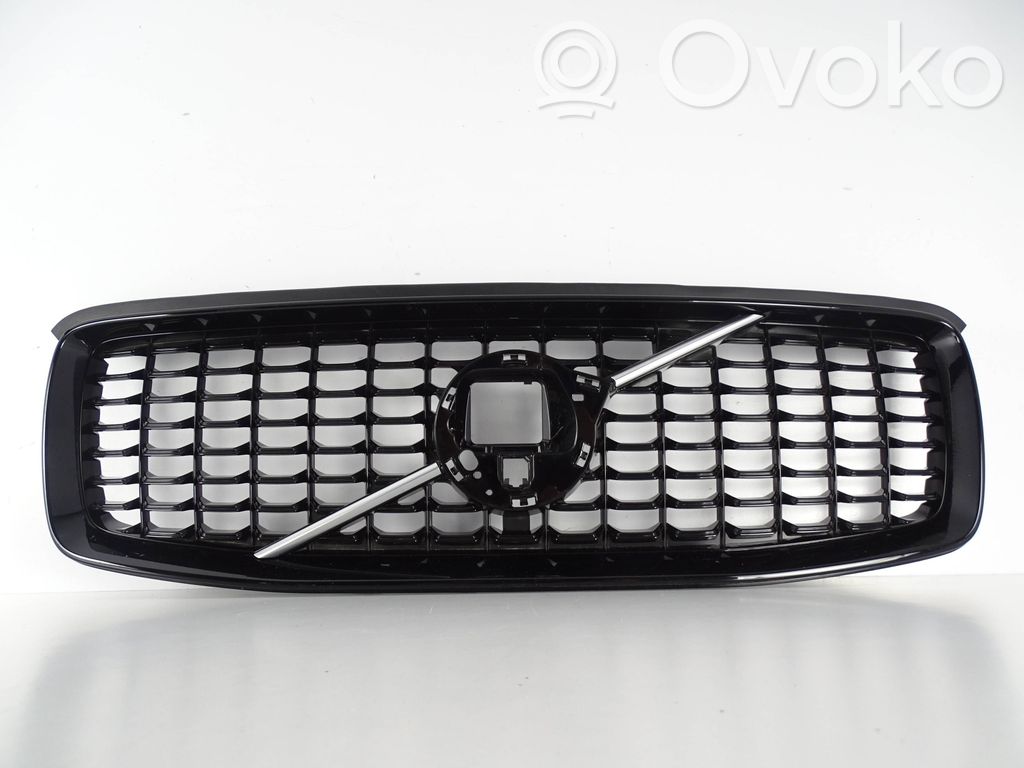 Volvo XC90 Etusäleikkö 