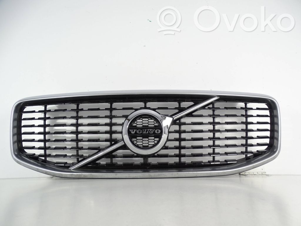 Volvo XC60 Grilă radiator față 