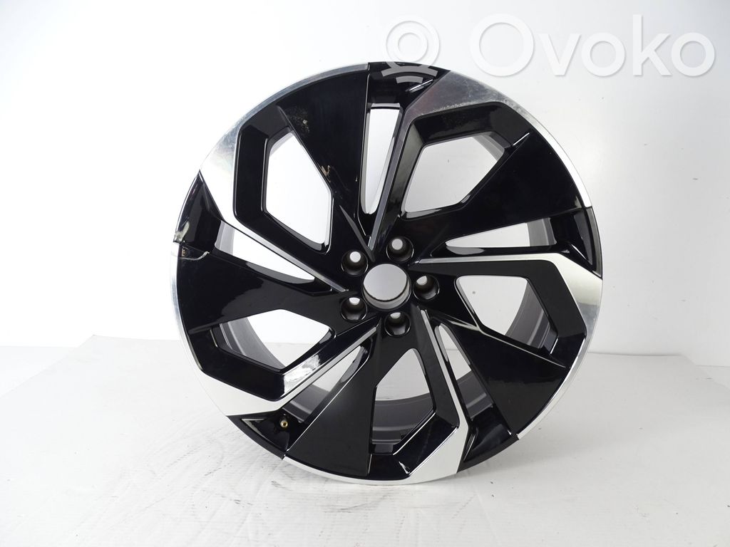 Audi A4 S4 B5 8D Dekielki / Kapsle oryginalne 