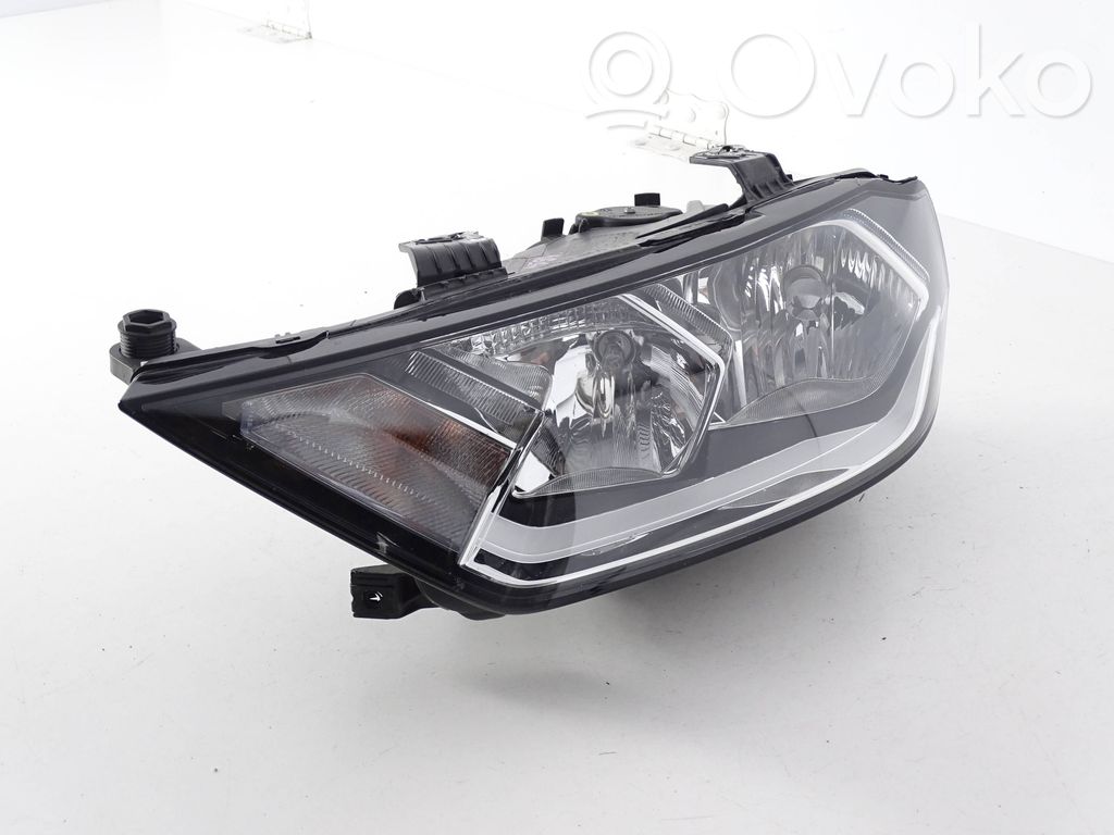 Audi A1 Headlight/headlamp 