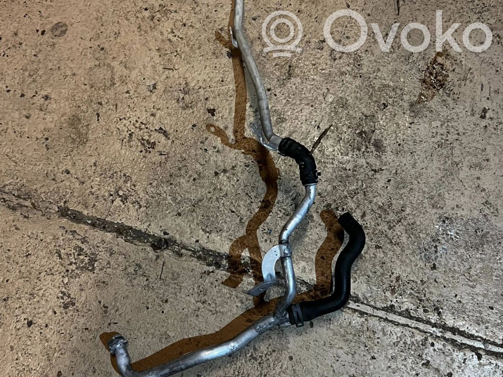 Audi Q5 SQ5 FY Caurulīte (-es) / šļūtene (-es) 