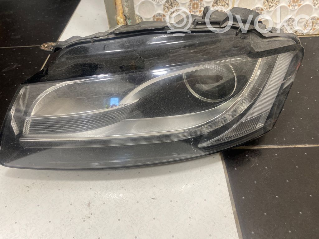Audi A5 8T 8F Phare frontale 