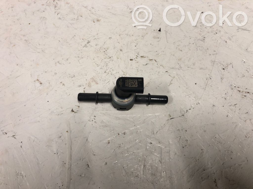 BMW 1 F70 Sensor de presión de combustible 