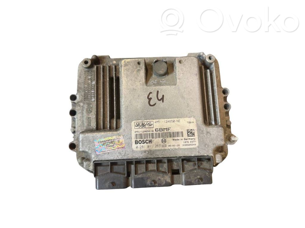 Unidad de control/módulo del motor   0281011263,18760377,1039S09340,4M5112A650NE