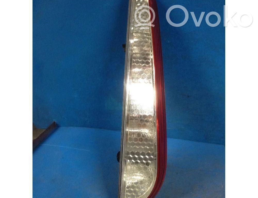 Takavalot   8M5113404LC,1490611,1512987,1520762,354678021,8M5113404CC,8M5113404LA,8M5113404LB,8M5113404LC8M511,9EL354678021,9EL354678021