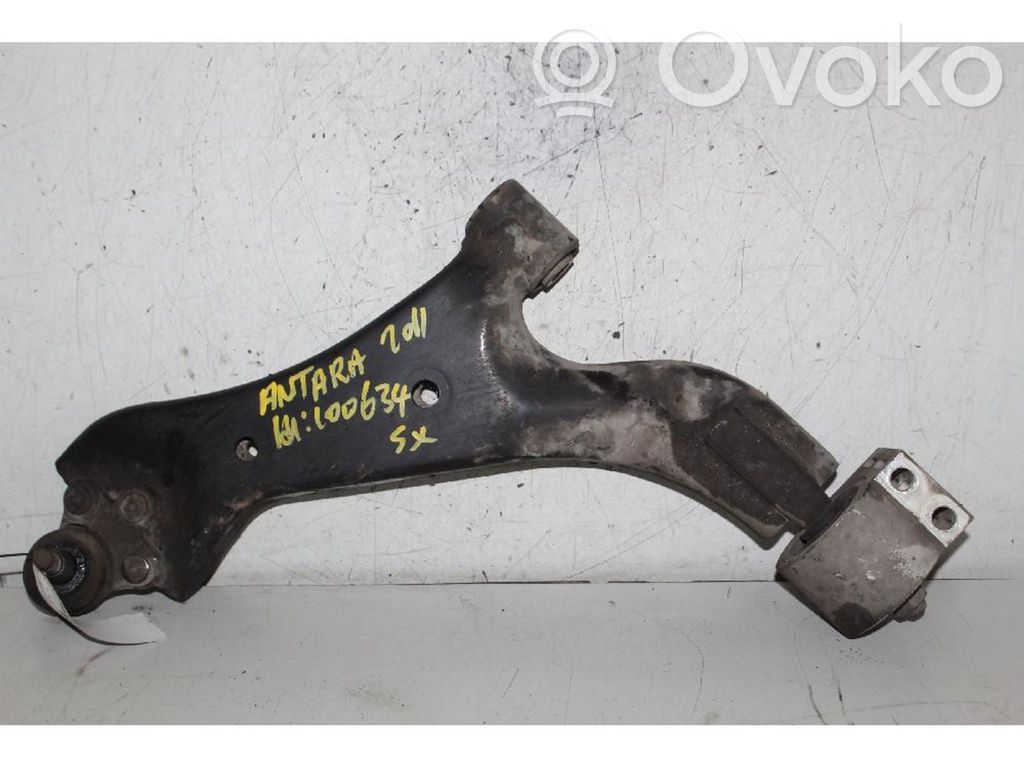 Opel Antara Wahacz przedni 