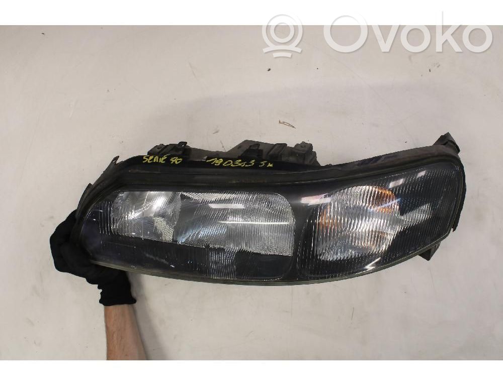 Volvo V70 Headlight/headlamp 