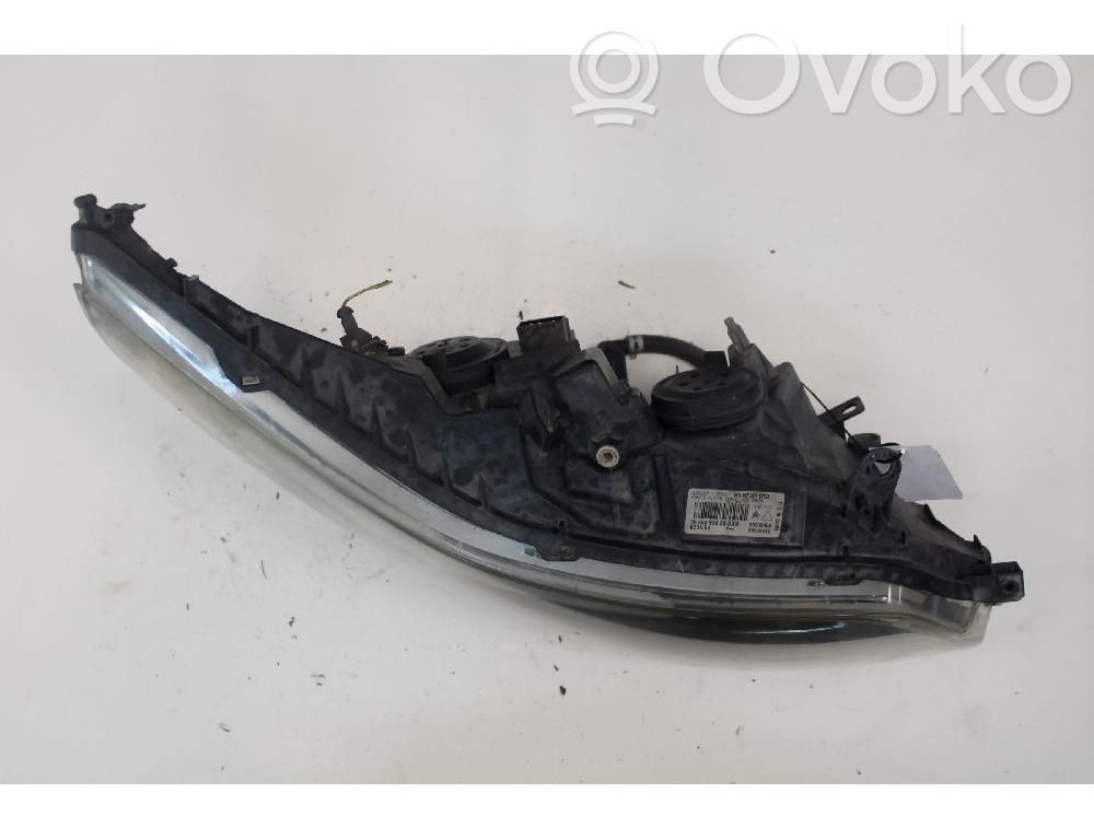 Citroen C4 I Phare frontale 