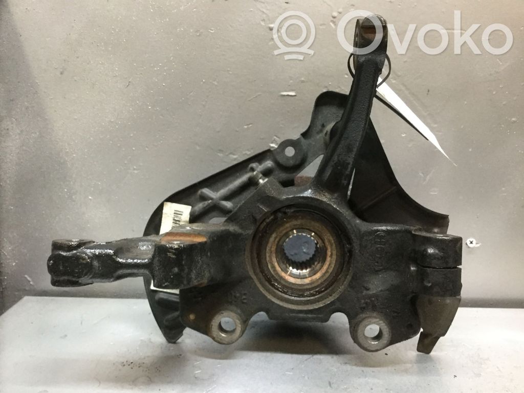 Lancia Ypsilon Cubo de rueda delantera 