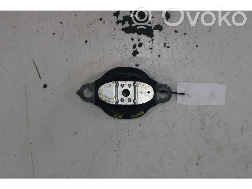 Engine mount bracket   52199209