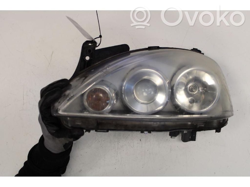 Opel Corsa C Scheinwerfer 