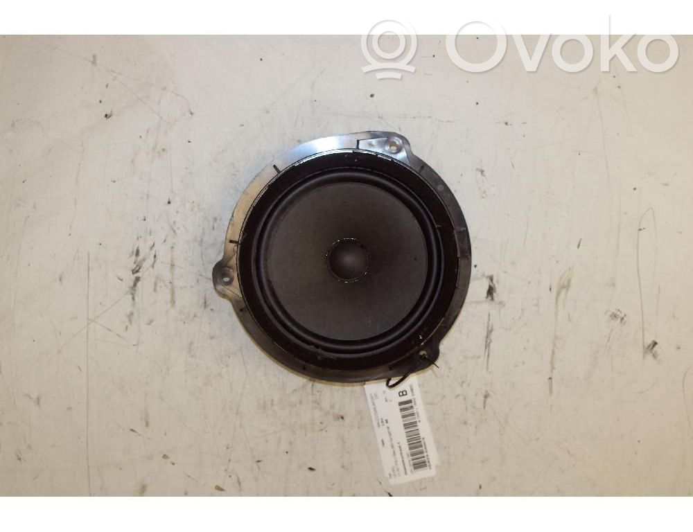 Altavoz de la puerta trasera