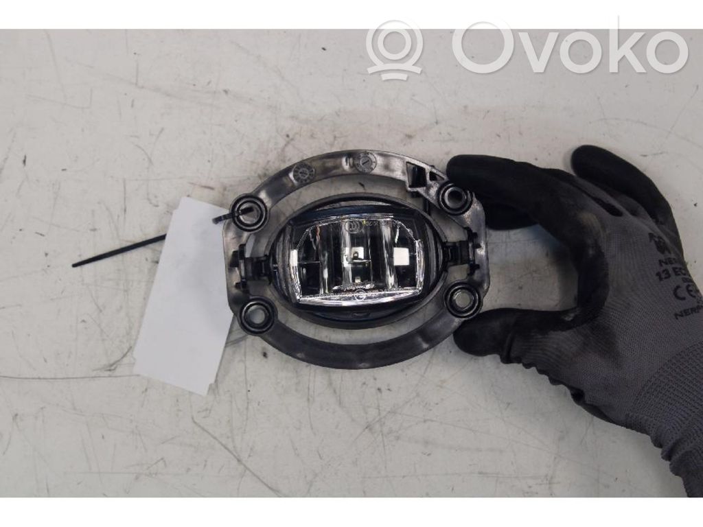 Etusumuvalo   68470159AA