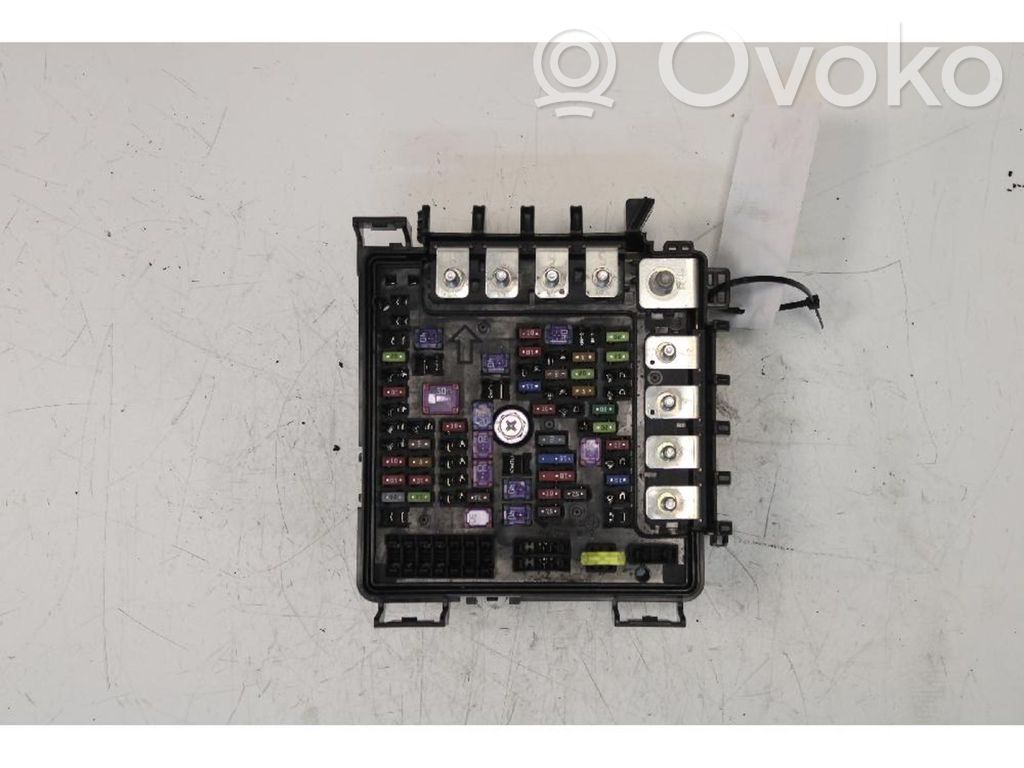 Jeep Compass Fuse module 