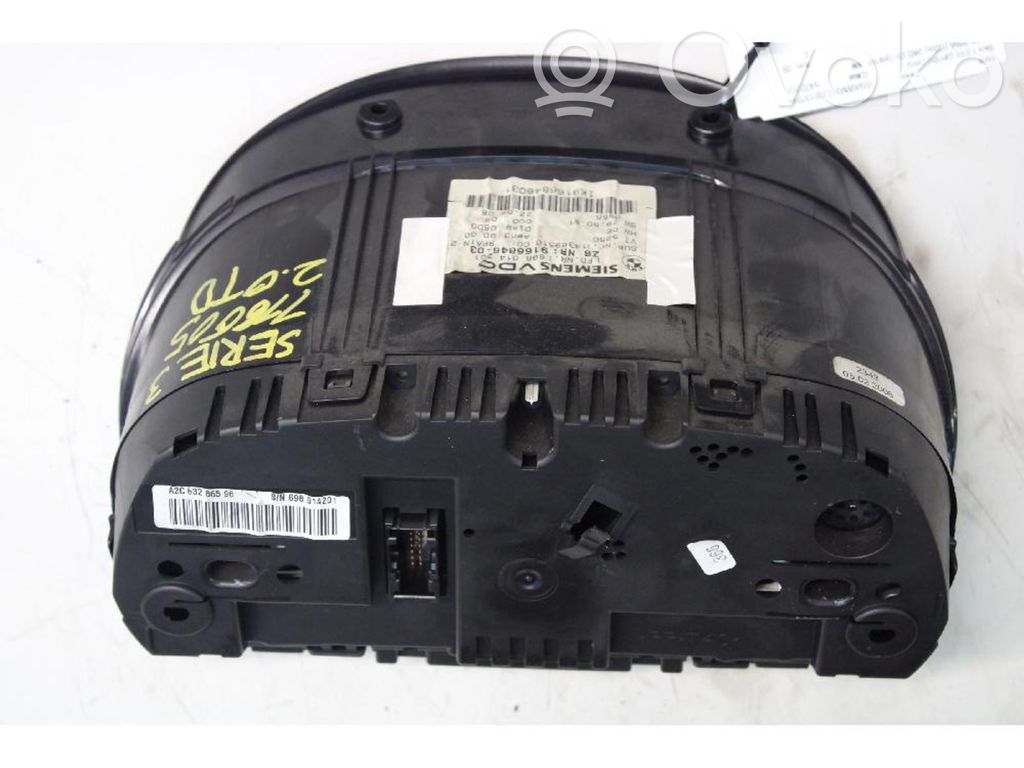 Geschwindigkeitsmesser Cockpit   916684603