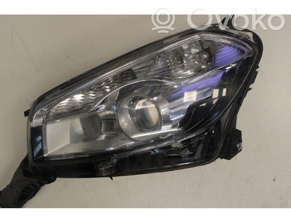 Nissan Qashqai+2 Scheinwerfer 