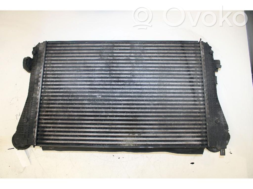Volkswagen PASSAT B6 Radiator intercooler 