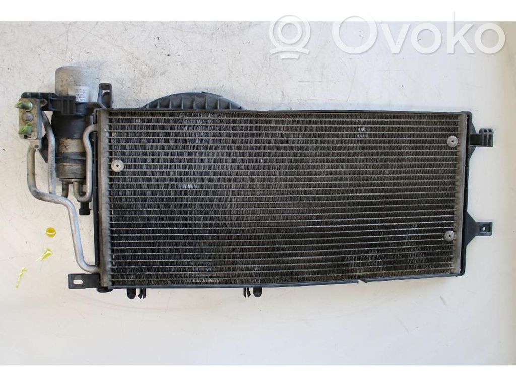 Opel Corsa C Skraplacz / Chłodnica klimatyzacji 
