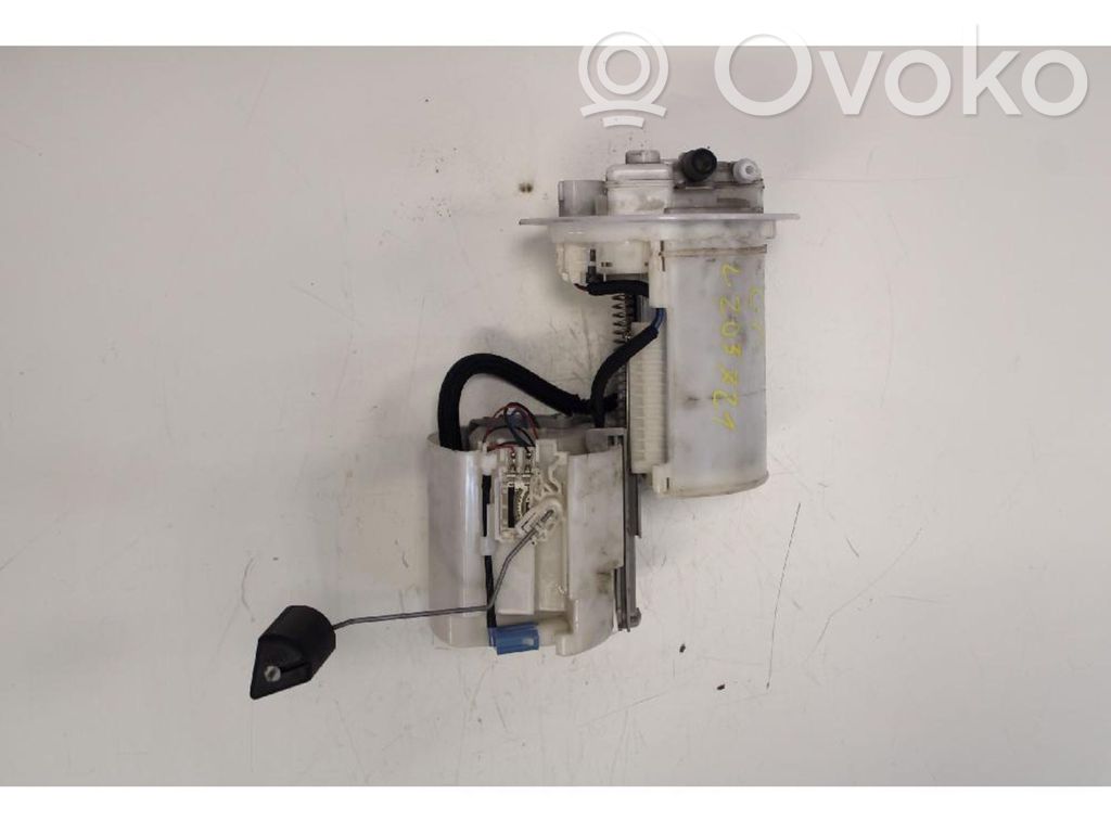 Bomba interna de combustible   7702047092