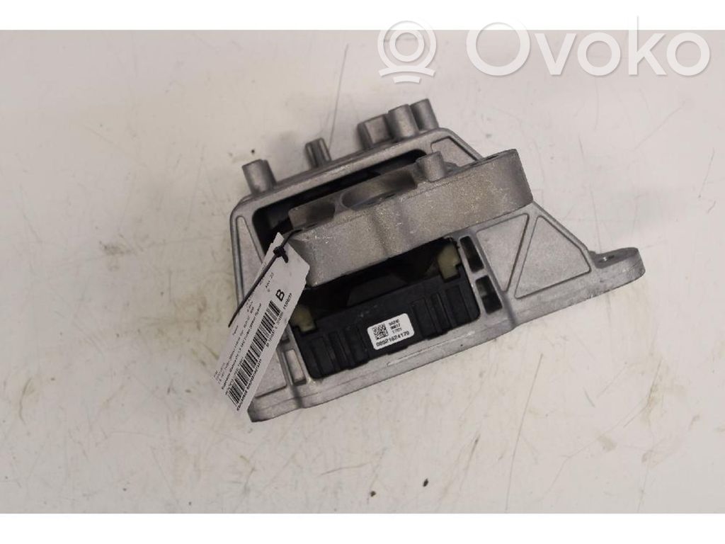 Fiat Tipo Engine mount bracket 
