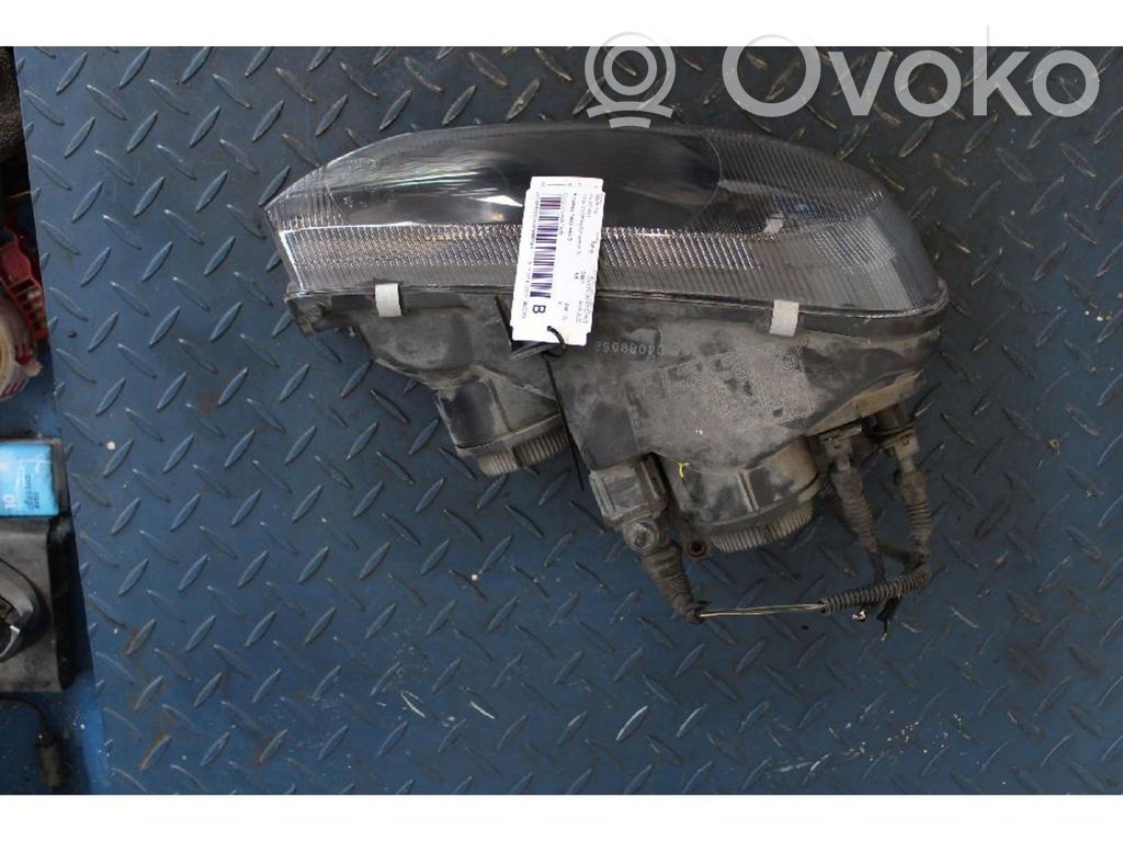 Alfa Romeo 156 Phare frontale 