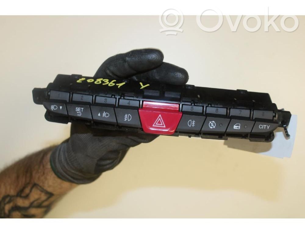 Lancia Ypsilon Multifunctional control switch/knob 
