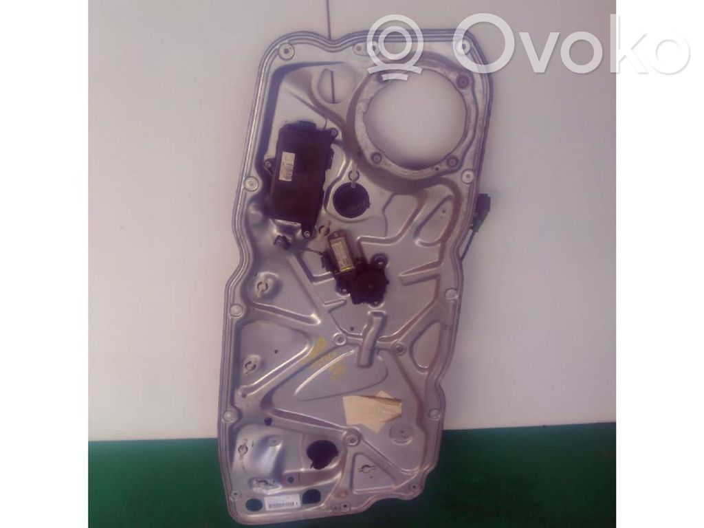 Regulador de puerta delantera con motor