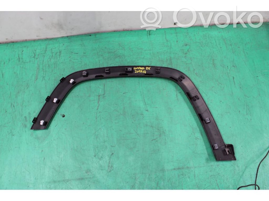 Jeep Compass Priekinės arkos apdaila 