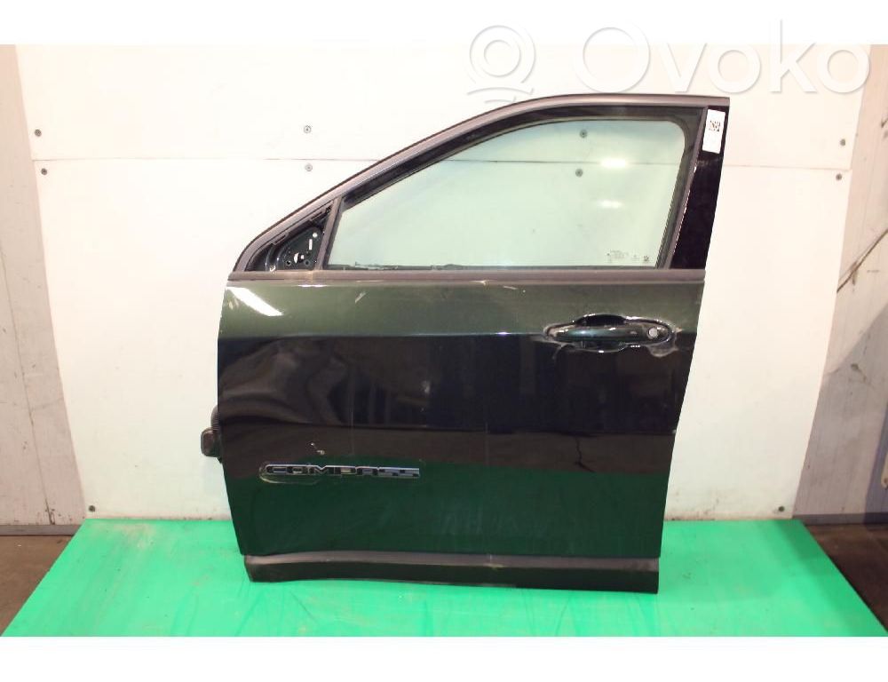 Front door   K68242543AA
