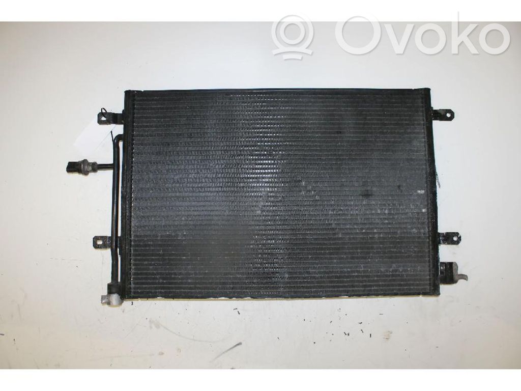 Audi A4 S4 B7 8E 8H Skraplacz / Chłodnica klimatyzacji 