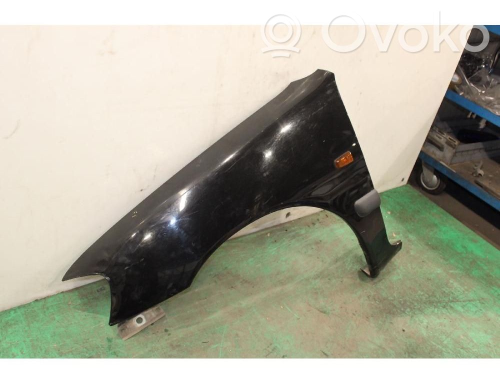 Błotnik przedni   7840G7
