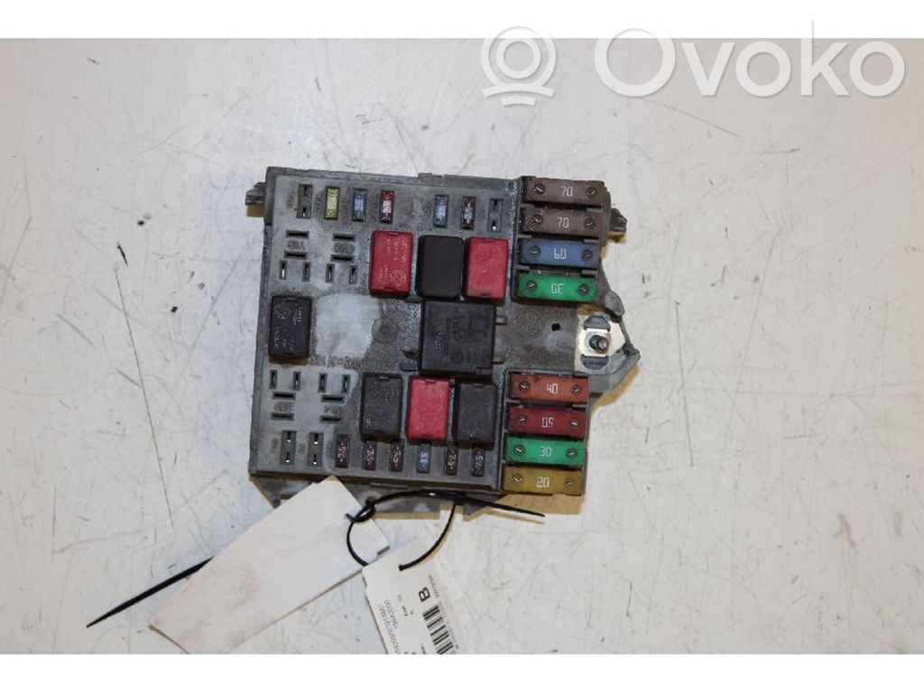 Lancia Ypsilon Fuse module 