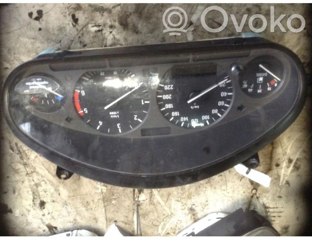 BMW 3 E36 Speedometer (instrument cluster) 