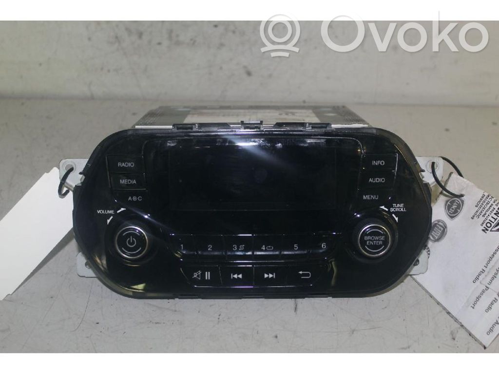 Fiat Tipo Unitate principală radio/CD/DVD/GPS 