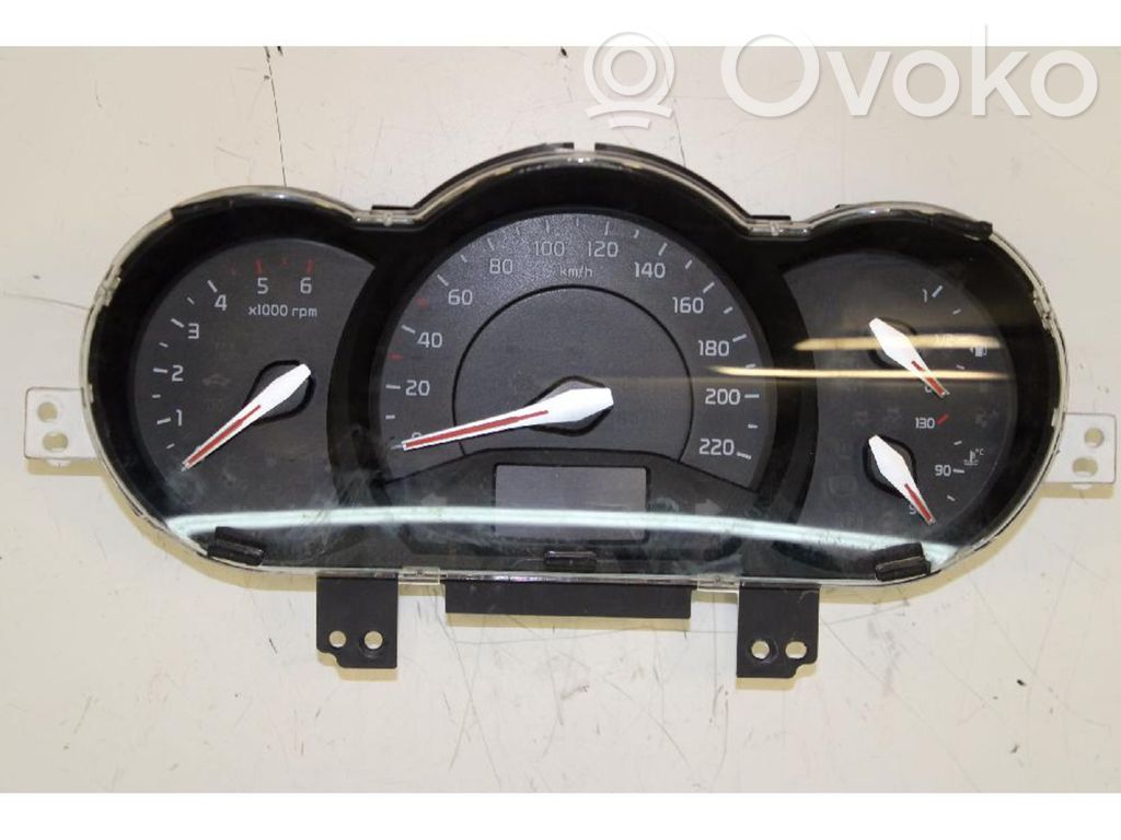 KIA Rio Geschwindigkeitsmesser Cockpit 