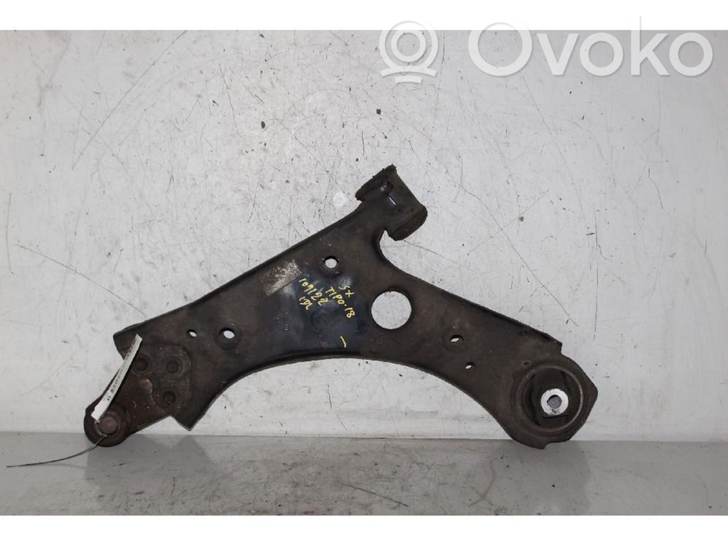 Front control arm   52011614