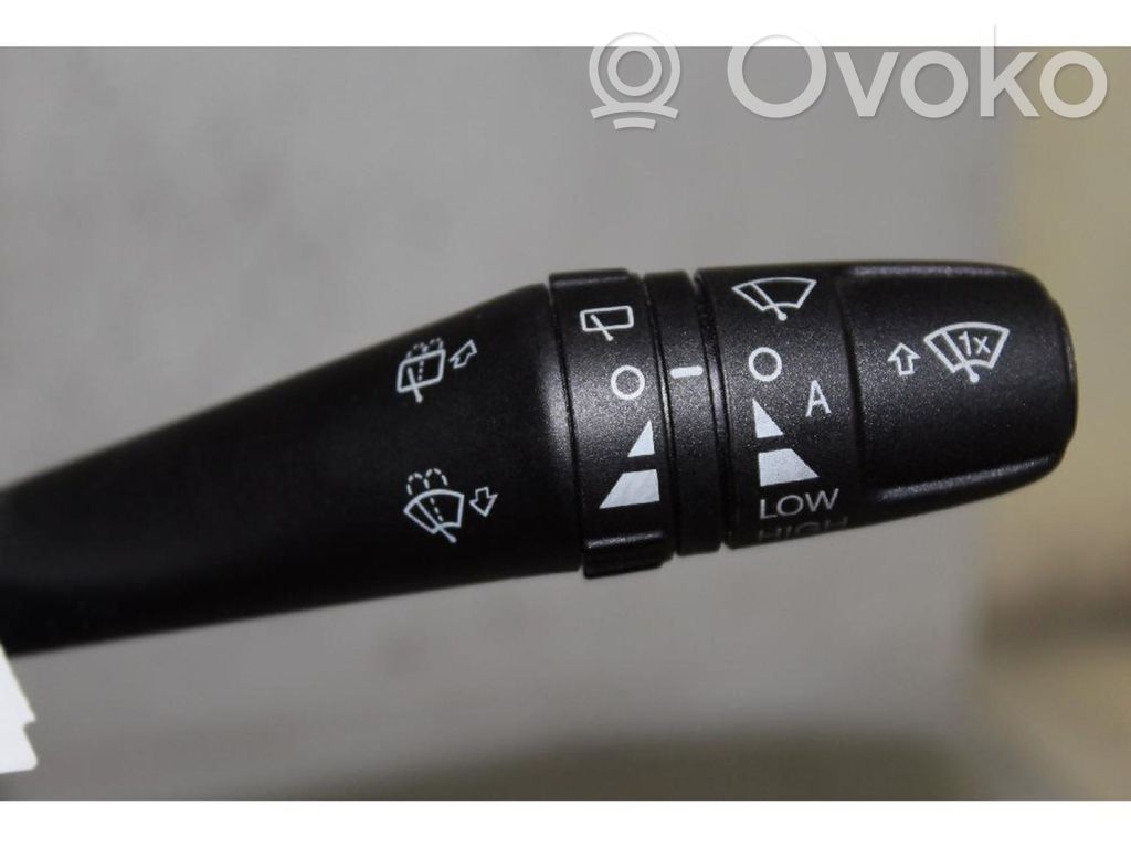 Fiat 500L Light switch 