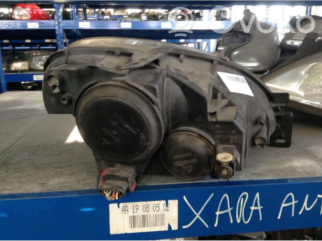 Scheinwerfer