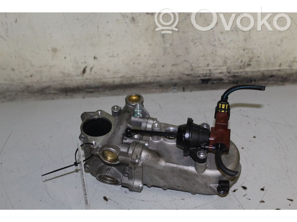 Fiat Tipo EGR aušintuvo kronšteinas 