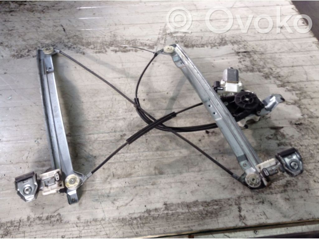 Mécanisme de lève-vitre avec moteur