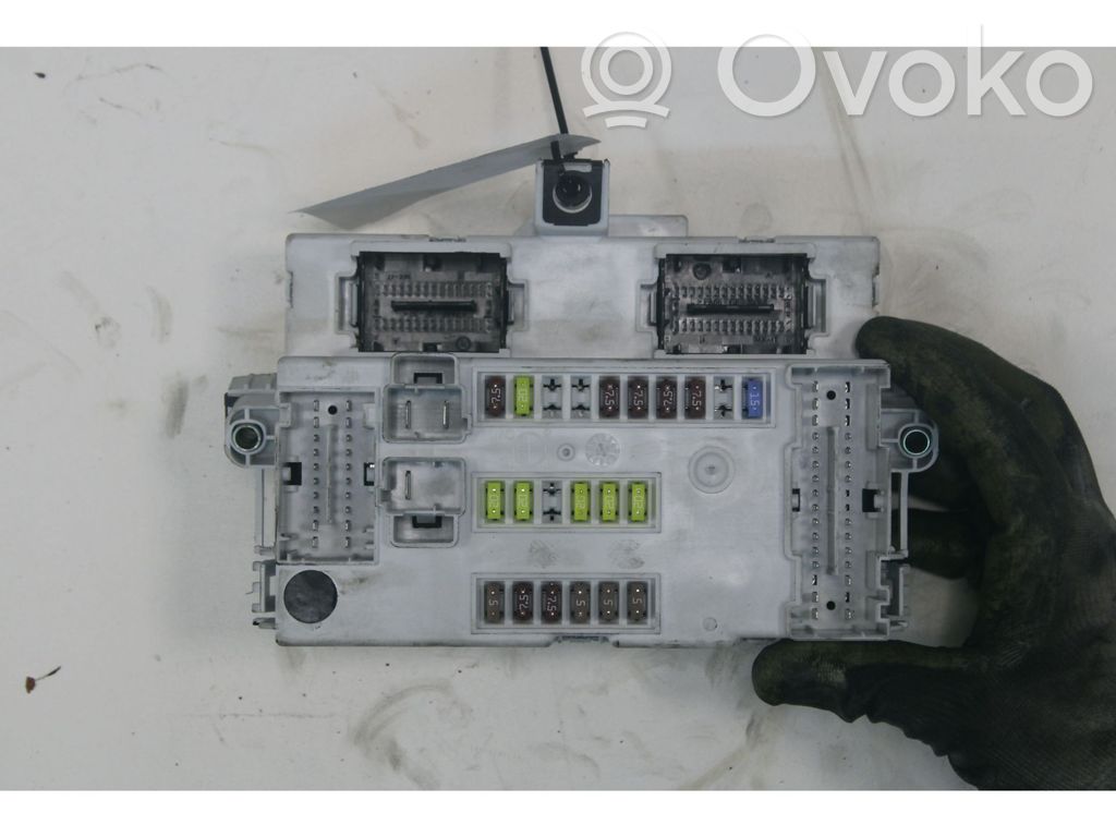 Fiat 500L Módulo de fusible 