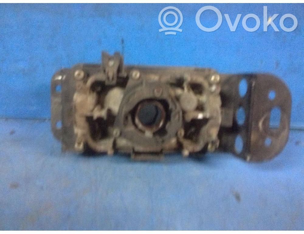 Toyota Corolla E120 E130 Etusumuvalo 